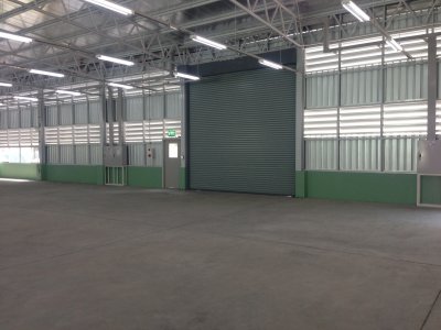 สร้างโรงงาน